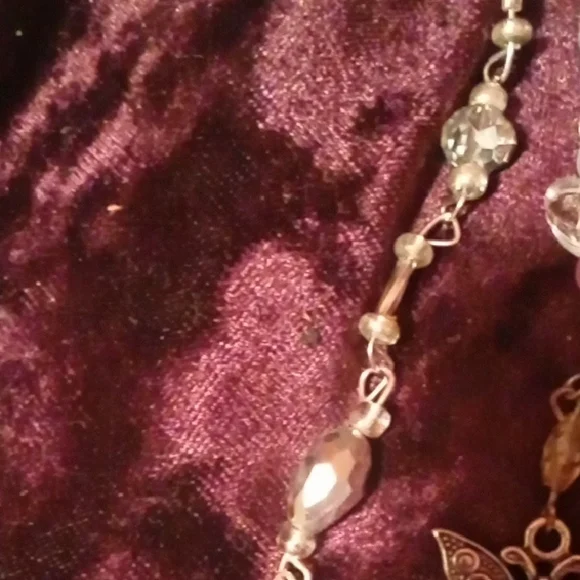 Elegant Matching Mother And Daughter lver Butterfly Necklaces Free Gift Included - Picture 5 of 10